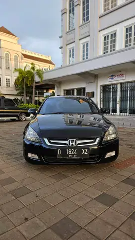 Honda Accord 2004 Bensin