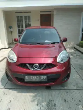 Jual mobil nisan march