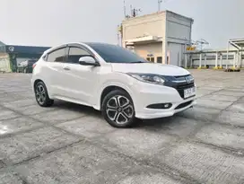 Honda HRV 1.8 Prestige 2016 Istimewa