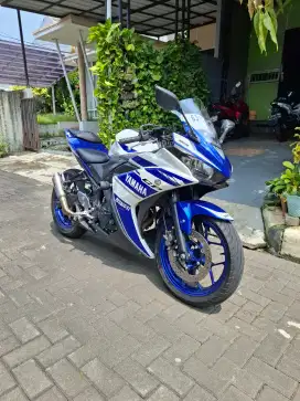Yamaha R25 2014