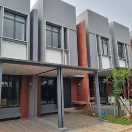 Dijual Rumah Full Furnish Dekat Tol BSD Cluster Freja