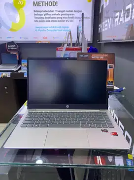 HP 14 em0332AU em0333AU /Ryzen 3 7320U/8GB/512GB SSD/14″ FHD/Win 11 Ho