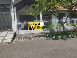 DIJUAL RUMAH 2 LANTAI DARMO BARU BARAT SURABAYA