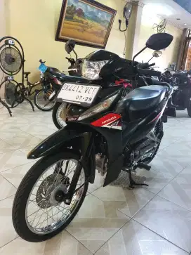 New Revo Fit F1 SW  2024-Cantik Spti  Baru-Odomtr 4.000 KM-plaza motor