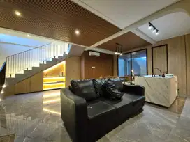 DIJUAL RUMAH CANTIK 2 LANTAI DI TAMAN PERMATA LIPPO KARAWACI