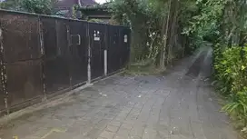 DI JUAL TANAH MURAH ISI BANGUNAN VILLA ATAU HITUNG JUAL TANAH SAJA