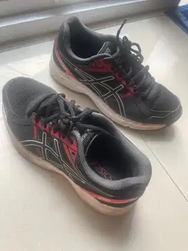 asics cewek size 39