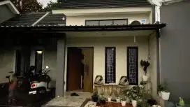 Dijual Rumah 1 lantai 3 kamar tidur 2 kamar mandi pamulang