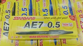 Pulpen merek standard AE7 0,5 hitam,biru, merah