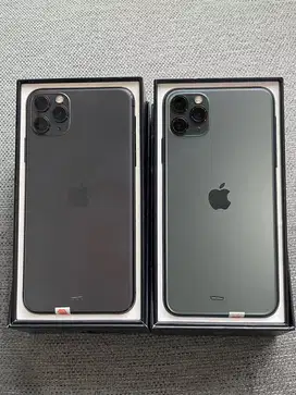 iPhone 11 pro max 64gb grey & midnight green