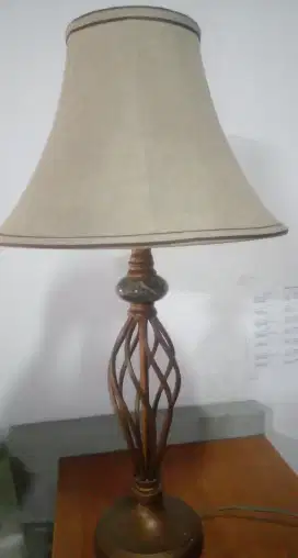 LAMPU HIAS INFORMA
