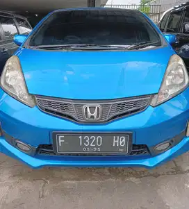 HONDA JAZZ BENSIN GE8.1,5 E AT 2012