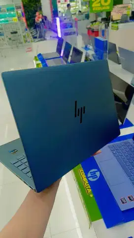 HP PAVILION PLUS14 Dompet aman,gaya tetap jln!bunga 0% di Home Credit!