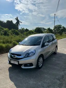 Mobilio E MT 2015