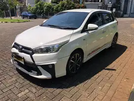 Toyota Yaris S TRD 2017 A/T km 32K!