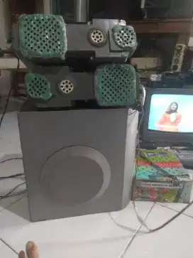Dijual Alat Pemutar Musik mp4