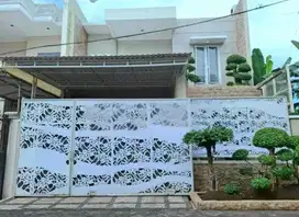 JUAL RUMAH MEWAH TERAWAT FULL DESAIN MANYAR SURABAYA