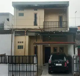 Rumah 2 Lantai Siap Huni di Taman Dramaga Permai 3 – Nyaman, Luas, dan