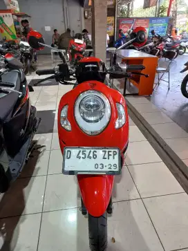ALL NEW SCOOPY SPORTY 2023 - SRI SANJAYA - DISKON 1 JT CASH KREDIT