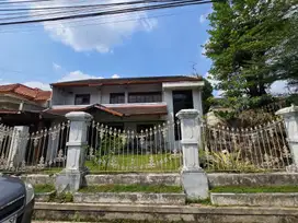 Luas 605 m2; Rumah di Sawitsari Condongcatur; Dekat Ringroad Utara