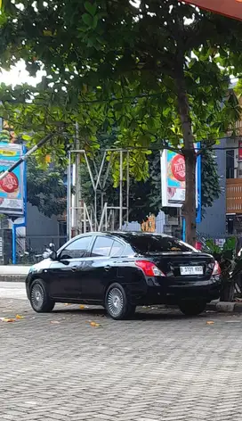 Nissan Almera 2012 Bensin