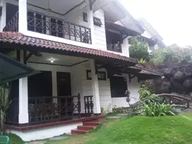 Rumah Cipanas asri banget