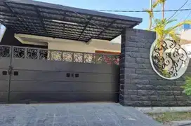 JUAL RUMAH FULL RENOV SIAP HUNI DI KERTAJAYA INDAH