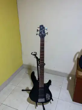 Cort Action Bass V Plus 5 String