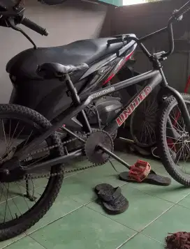 sepeda nmx ukuran 20 rem terpedo