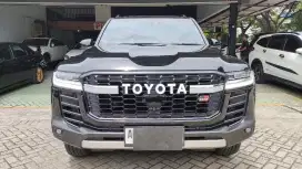 Odo 1000 Toyota Land Cruiser LC 300 GR-S 2024 Des