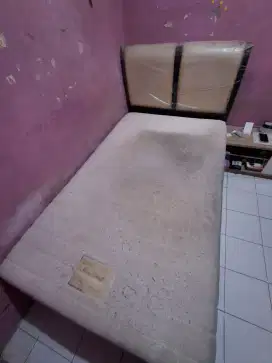 Kasur Springbed Comfiland dan Divan Dipan Tempat Tidur
