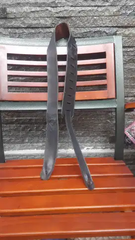 Strap Gitar atau Bass Kulit Sintetis Fender