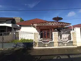 Rumah Strategis di Gatot Soebroto Banjarmasin, Dijual Murah!