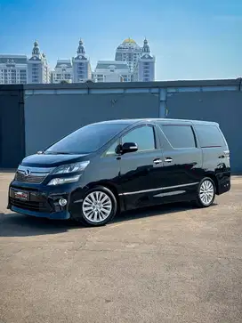 LOW KM 50Rb !!! TOYOTA VELLFIRE ZG PREMIUM SOUND CBU (2014)