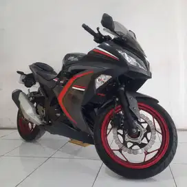 KAWASAKI NINJA 250 FI TAHUN 2017 BERGARANSI, SIAP PAKAI, GRATIS SERVIS