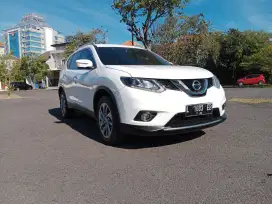 Jual nissan XTrail 2.5 Matic th 2014