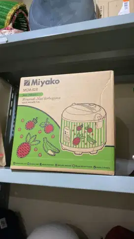 Rice Cooker Miyako MCM 528
