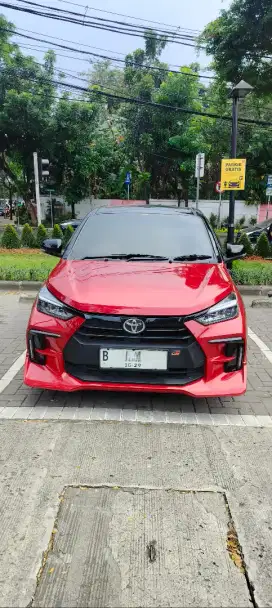 Dijual Mobil Pemakaian Pribadi