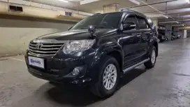 Low Angsuran Toyota Fortuner 2.7 TRD G Luxury Bensin-AT 2015 UJL