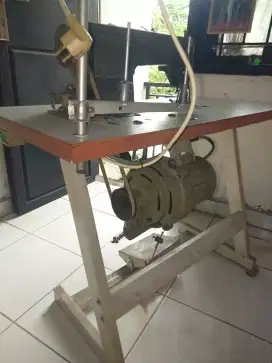 Mesin jahit bekas edisi mau pindah