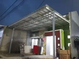 Kanopi baja ringan