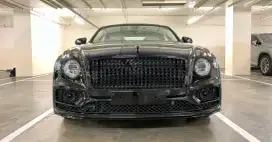 Bentley Flying Spur Azure 4.0L 2023