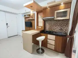 Disewakan 2 Kamar hook Apartemen Bassura City Tower Heliconia