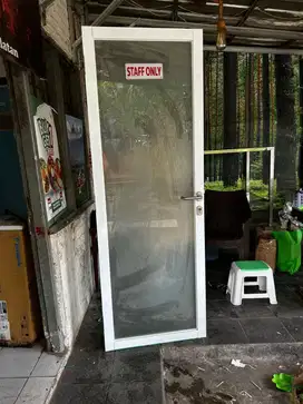 Jual Pintu Aluminium dengan Kaca + Kusen (Bekas Mulus)