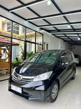 Honda Freed 2012 Bensin