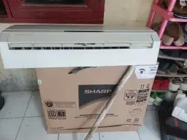 AC SHARP 1 PK  ( BEKAS )