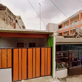 Rumah siap huni dekat kampus UNS Jebres Solo