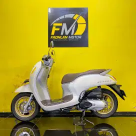 Honda Scoopy Prestige Tahun 2021 putih plat Depok