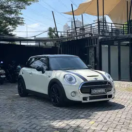 [KM 18RB] MINI COOPER S 2014