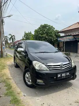 Kijang Innova Diesel Type G 2.5 AT 2010